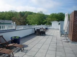 Große Dachterrasse